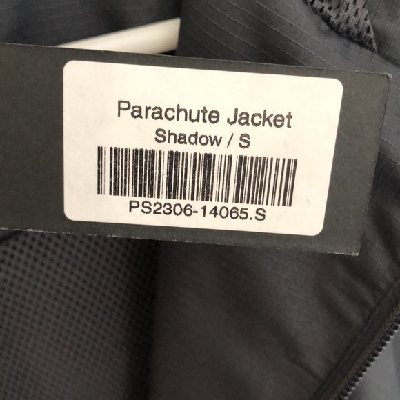 Peso Parachute Jacket - Picture 3 of 14